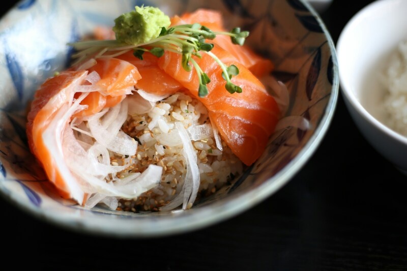how long does sushi last in the fridge