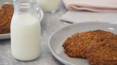 is-oat-milk-gluten-free